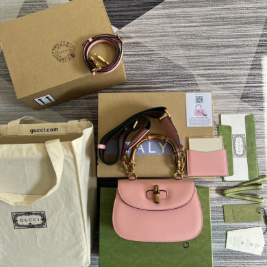 675797 Small top handle bag with Bamboo, gucci Top Handle Bags for Women