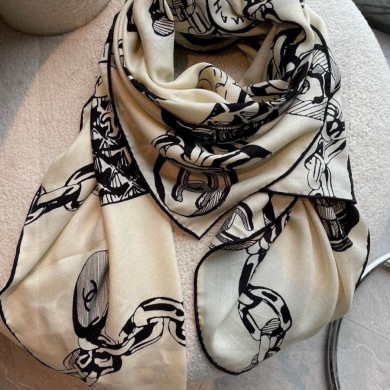 Double-Sided Jacquard cashmere & Silk Shawl scarf – CHASCA-283 | 135 × 135 cm