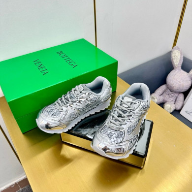 Bottega Veneta Orbit Sneaker Unisex style