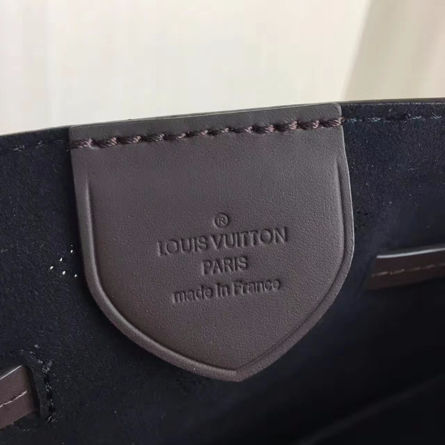 M54402, Girolata Mahina in Women's Handbags collections by Louis Vuitton