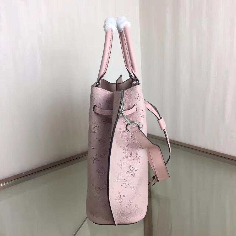 M54401, Girolata Mahina in Women's Handbags collections by Louis Vuitton