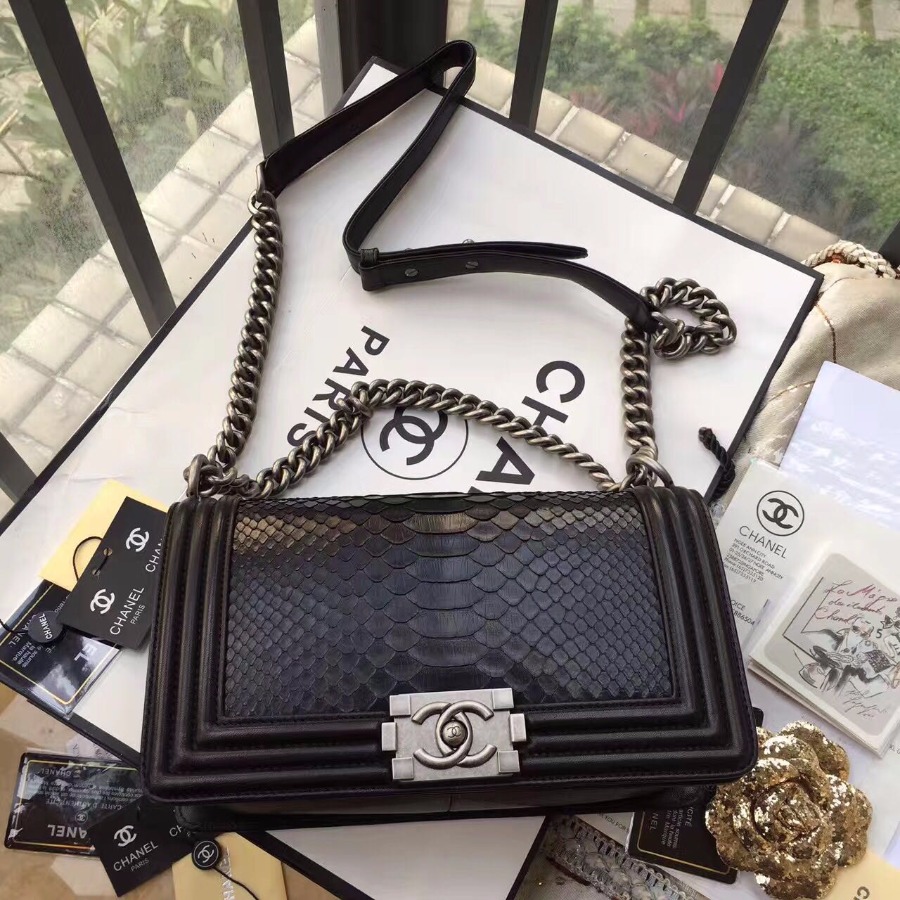 BOY CHANEL HANDBAG, A67086, Size 9.8 X5.7 X 3.1