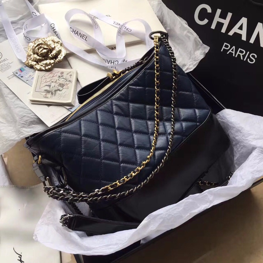 CHANEL'S ABIELLE HOBO BAG, CALFSKIN, A93824, 10.9 X 8.2 X 3.9 IN