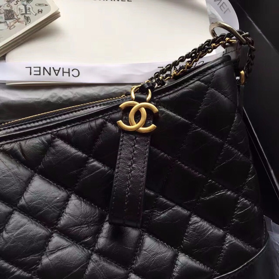 CHANEL'S ABIELLE HOBO BAG, CALFSKIN, A93824, 10.9 X 8.2 X 3.9 IN