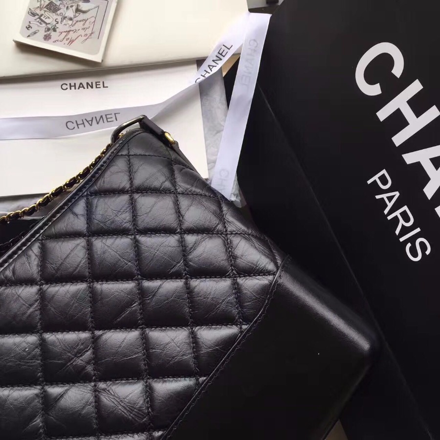 CHANEL'S ABIELLE HOBO BAG, CALFSKIN, A93824, 10.9 X 8.2 X 3.9 IN