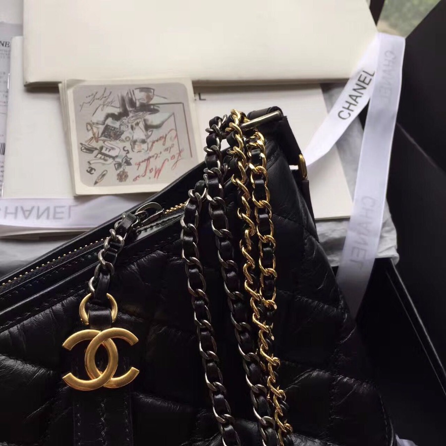 CHANEL'S ABIELLE HOBO BAG, CALFSKIN, A93824, 10.9 X 8.2 X 3.9 IN