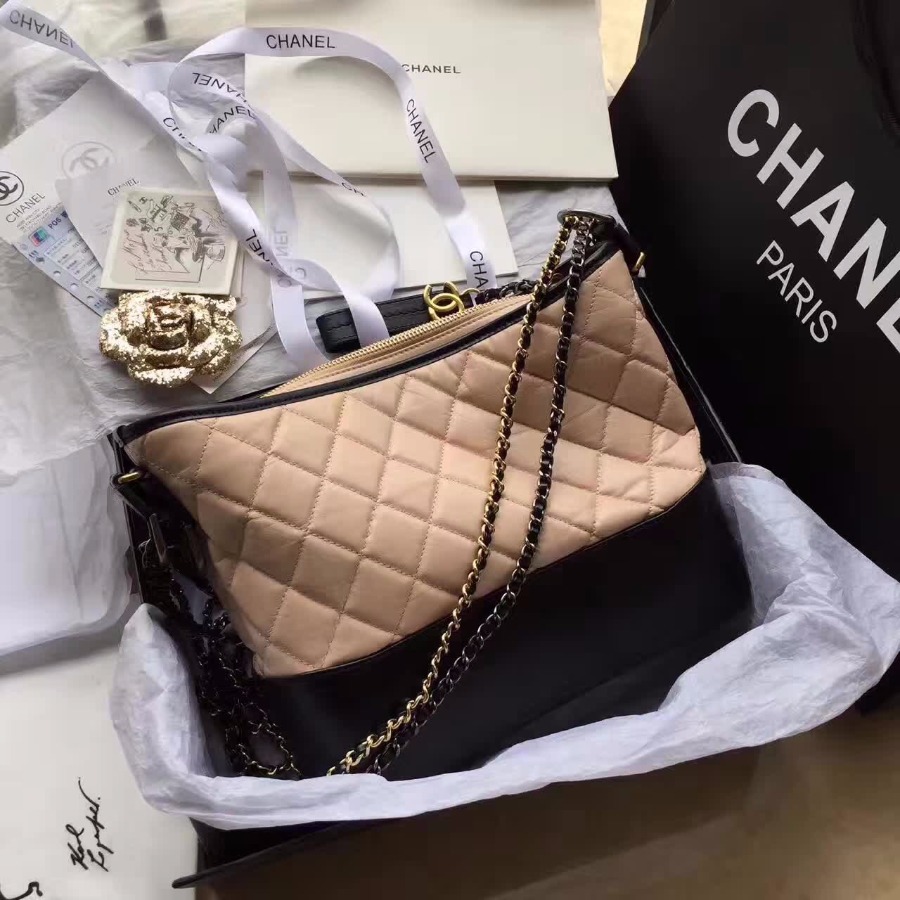 CHANEL'S ABIELLE HOBO BAG, CALFSKIN, A93824, 10.9 X 8.2 X 3.9 IN