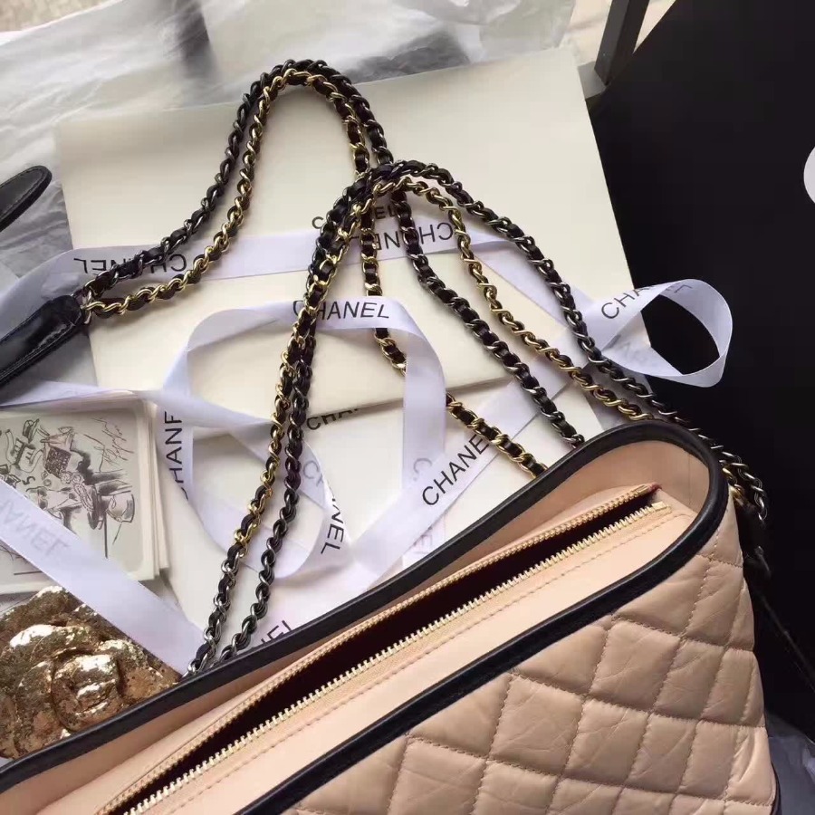 CHANEL'S ABIELLE HOBO BAG, CALFSKIN, A93824, 10.9 X 8.2 X 3.9 IN