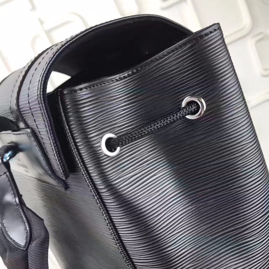 M40527, CHRISTOPHER PM, Louis Vuitton LV Backpack