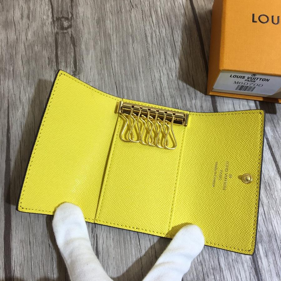 LOUIS VUITTON LV  6 KEY HOLDER 