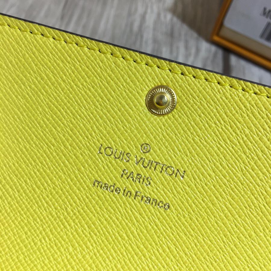 LOUIS VUITTON LV  6 KEY HOLDER 