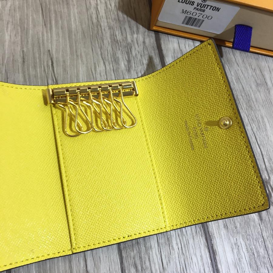 LOUIS VUITTON LV  6 KEY HOLDER 
