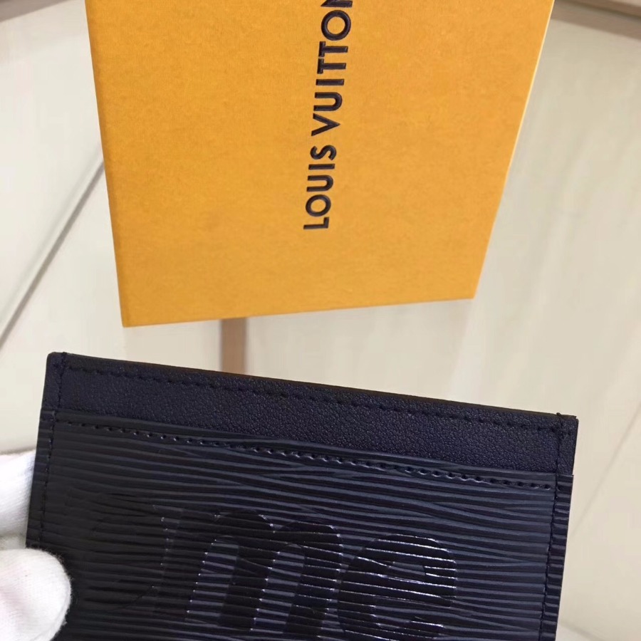 LOUIS VUITTON LV   CARD HOLDER , Epi Leather,  4.3 x 2.7 x 0.2 inches 