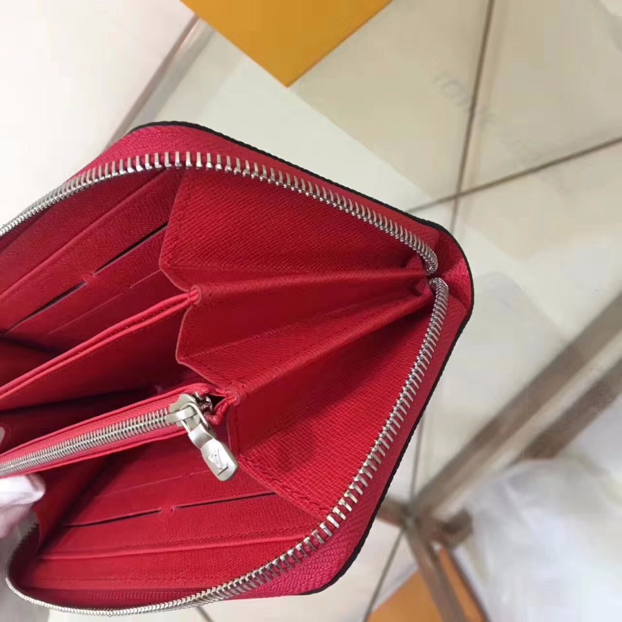 LOUIS VUITTON LV, Epi Leather , 7.5 x 3.9 x 0.6 inches