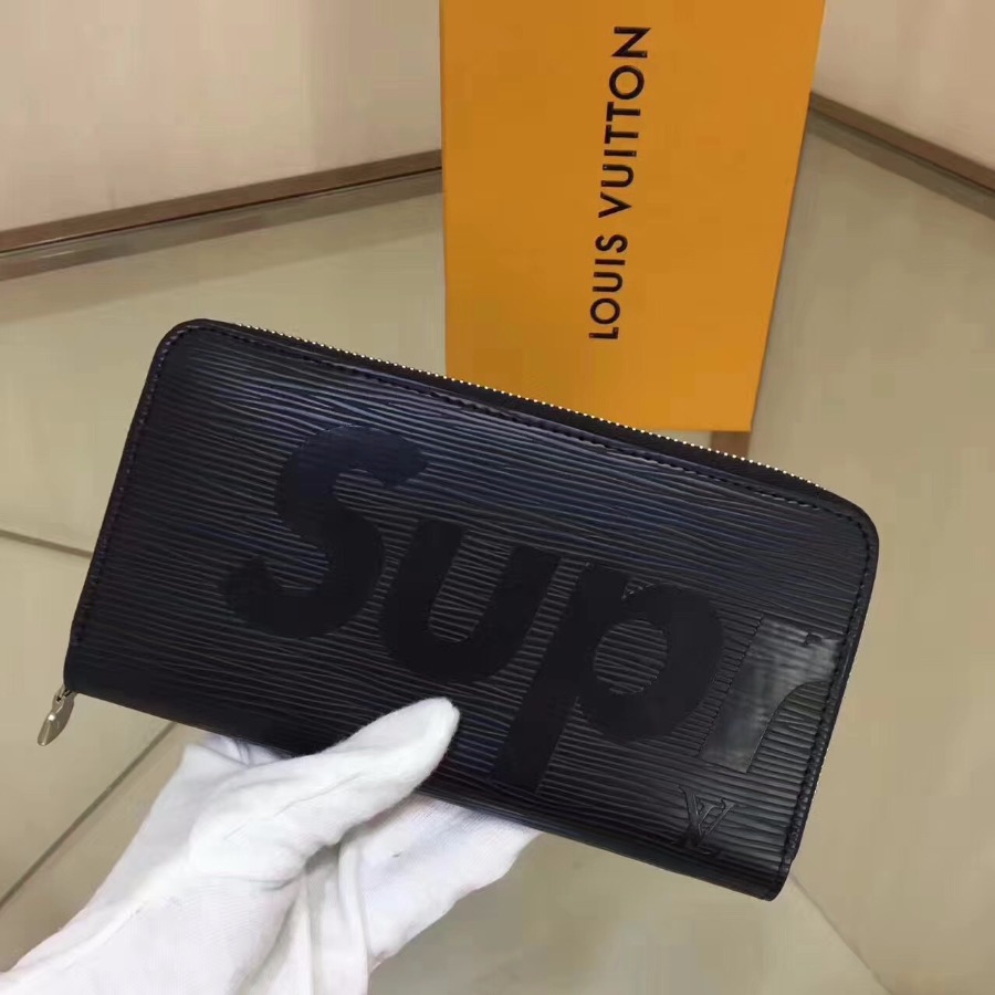 LOUIS VUITTON LV, Epi Leather , 7.5 x 3.9 x 0.6 inches