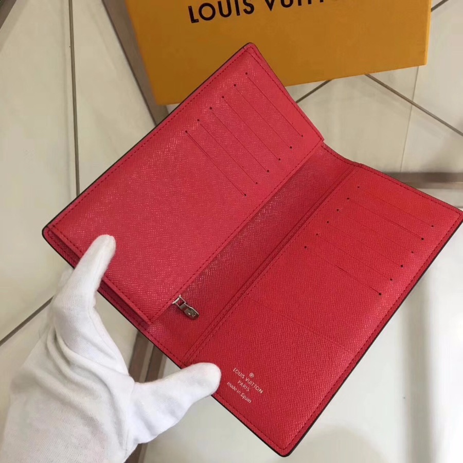 LOUIS VUITTON LV, Epi Leather , 7.5 x 3.9 x 0.6 inches