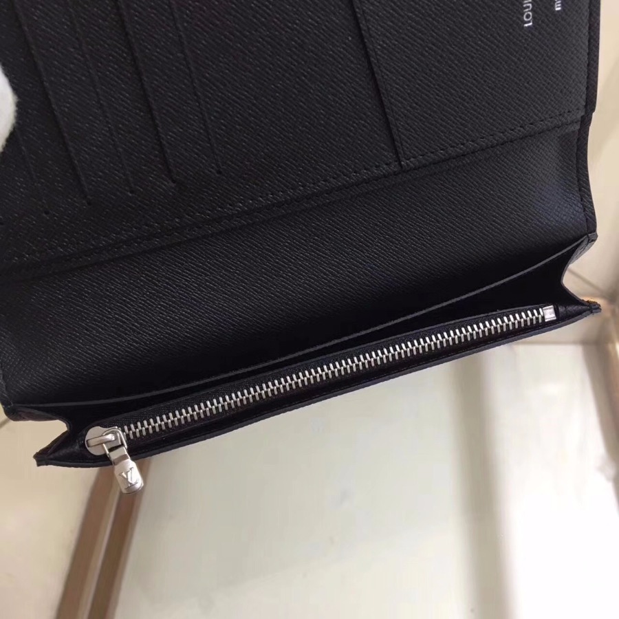 LOUIS VUITTON LV, Epi Leather , 7.5 x 3.9 x 0.6 inches