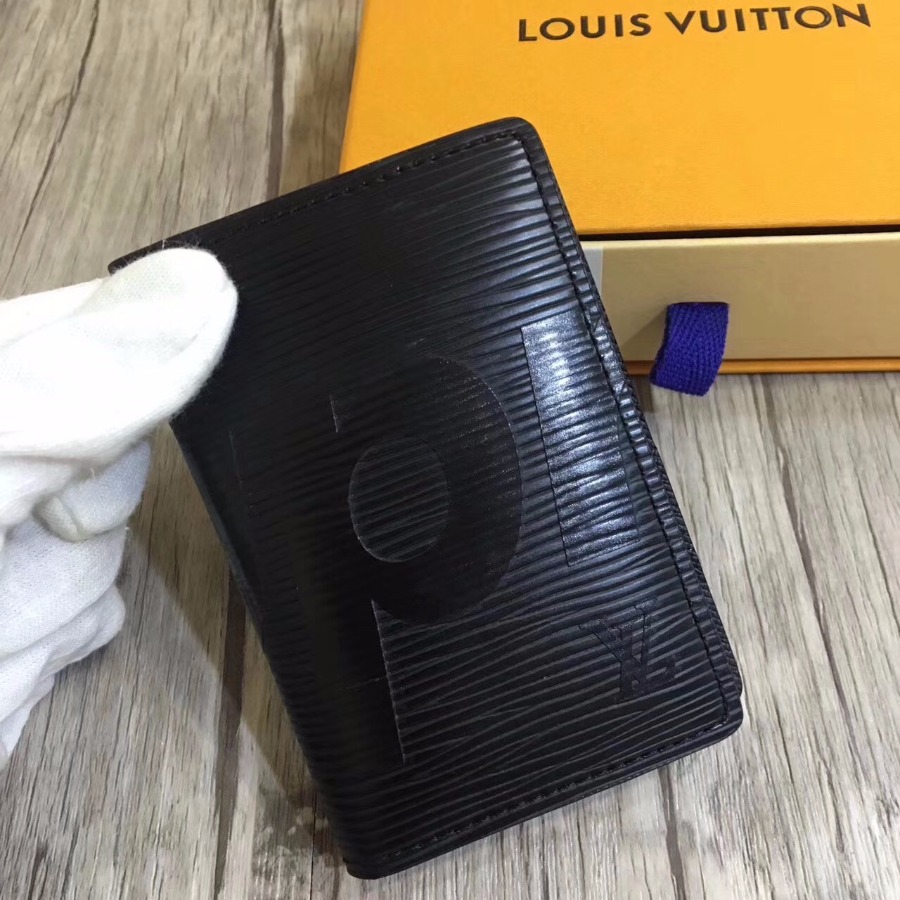 LOUIS VUITTON CARD HOLDER 