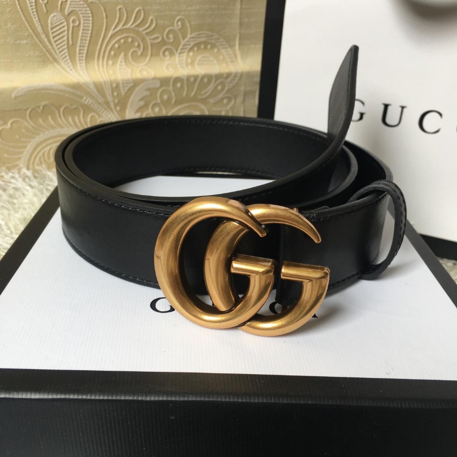 Gucci leather belt with Double G