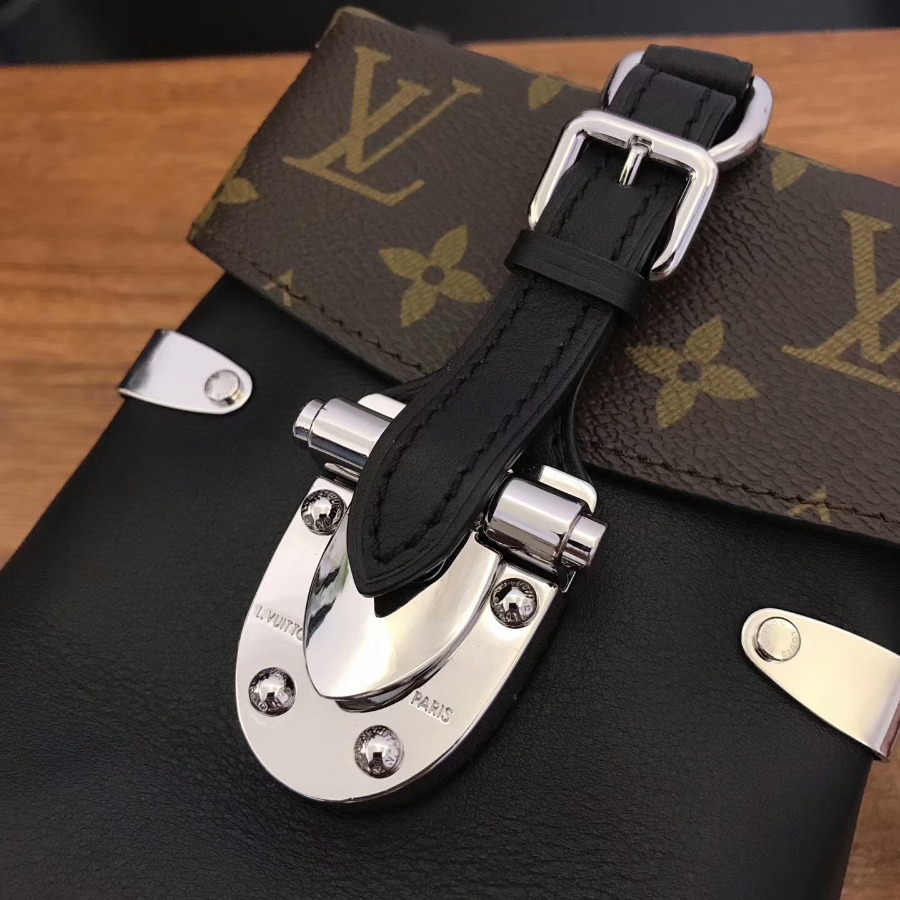 M43039, LOUIS VUITTON LV, MONOGRAM CANVAS CAMERA BOX