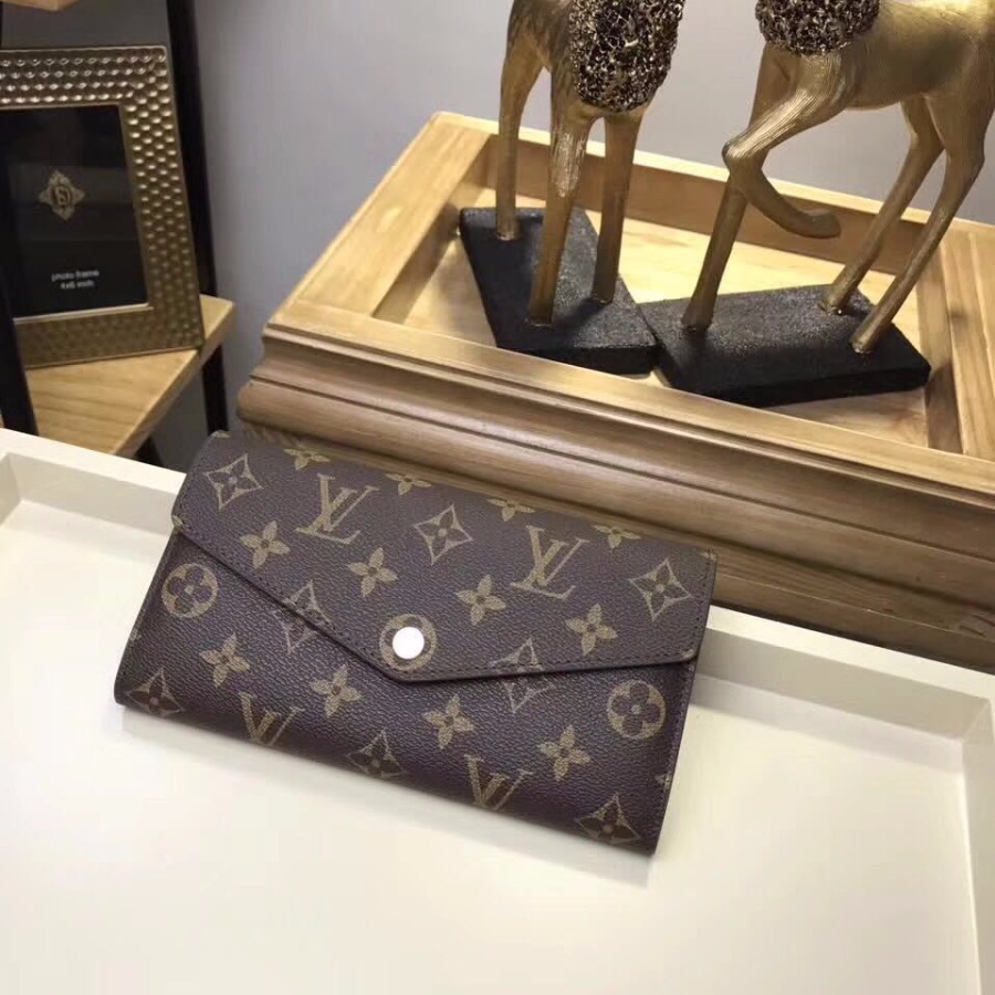  LOUIS VUITTON LV WALLETS