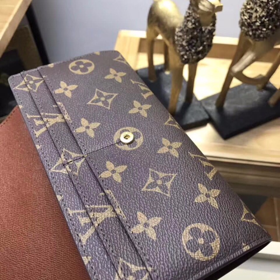  LOUIS VUITTON LV WALLETS