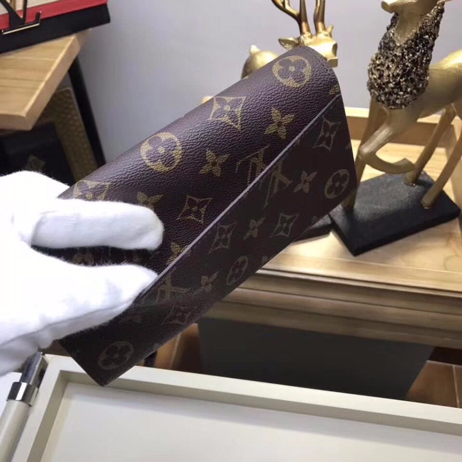  LOUIS VUITTON LV WALLETS