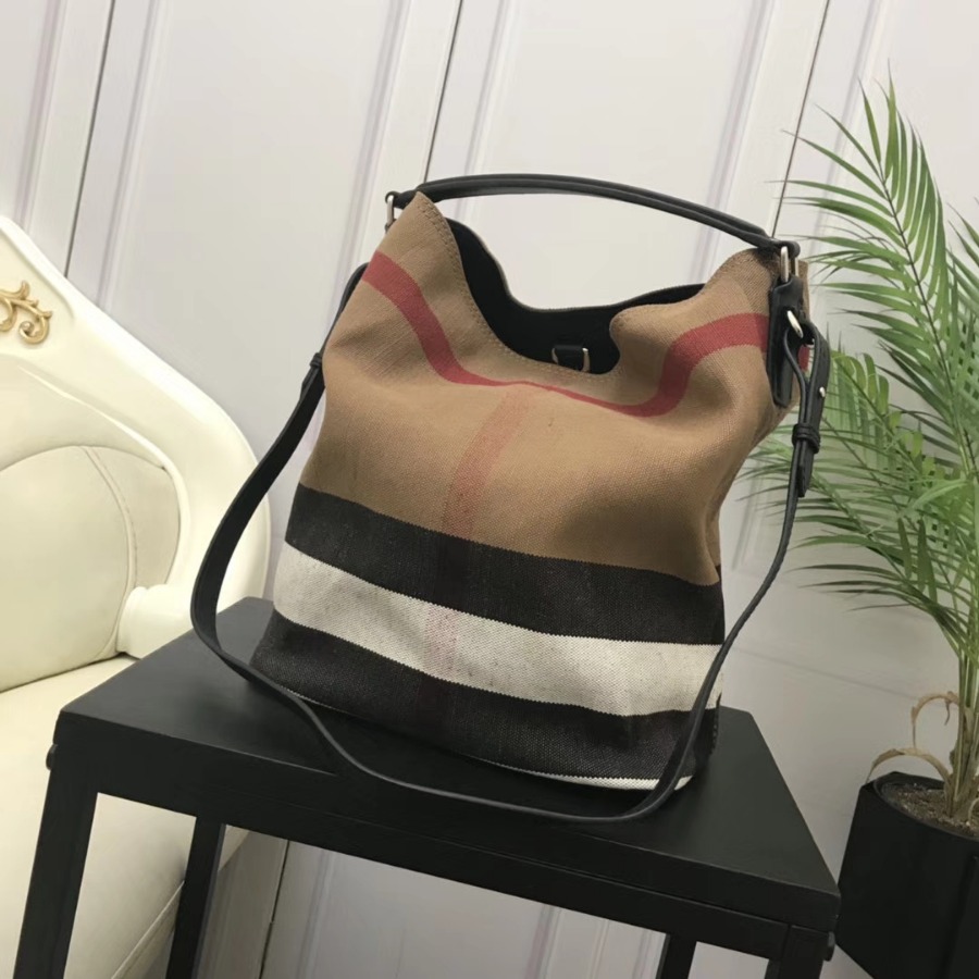 Burberry, 39457421, The Medium Ashby in Canvas Check and Leather