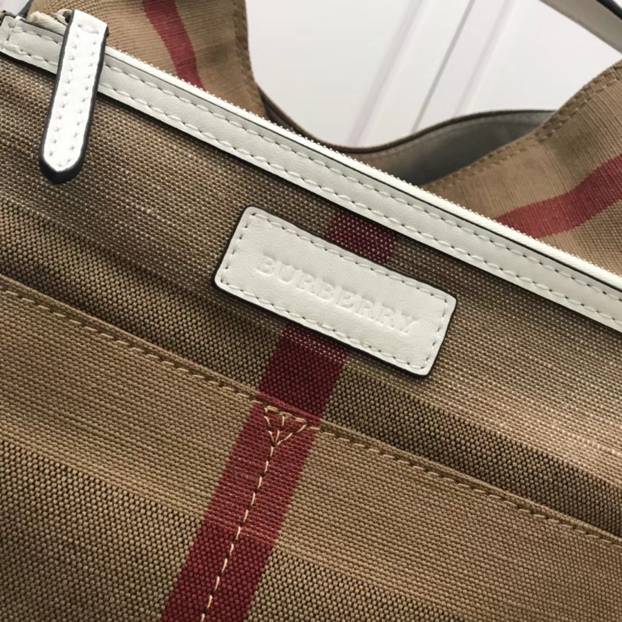 Burberry, 39457421, The Medium Ashby in Canvas Check and Leather