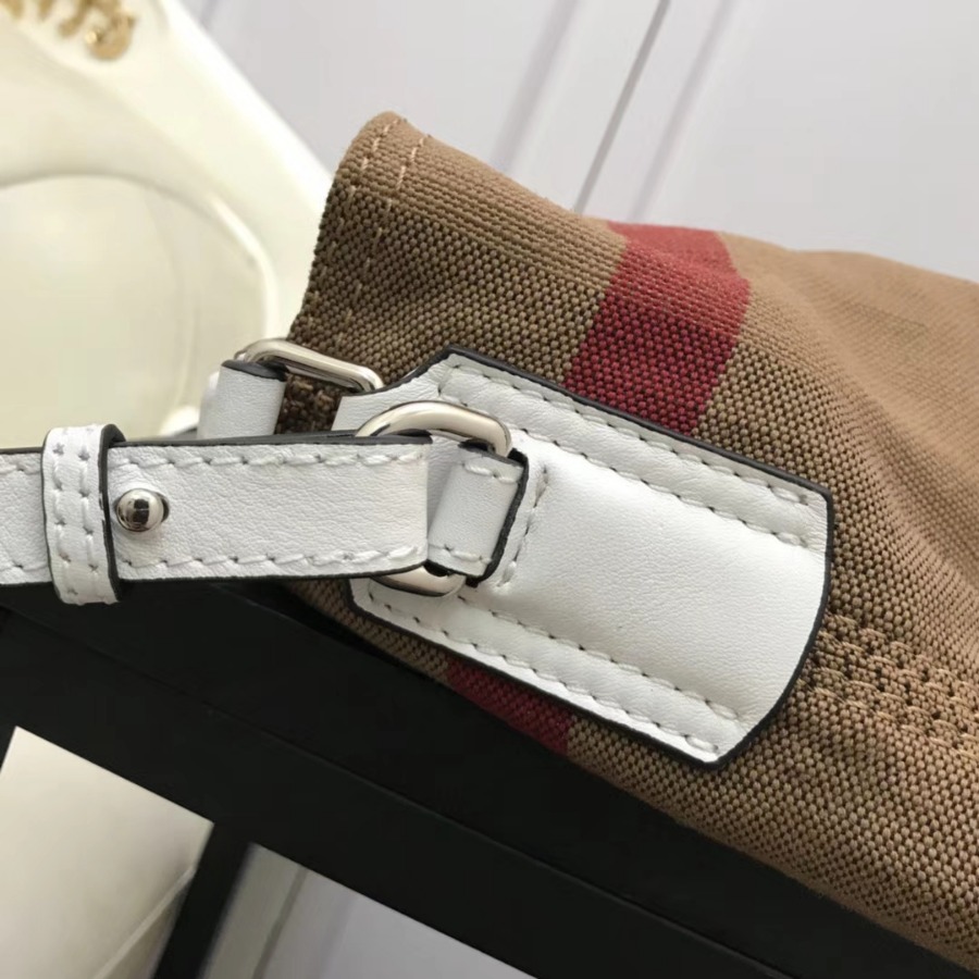 Burberry, 39457421, The Medium Ashby in Canvas Check and Leather