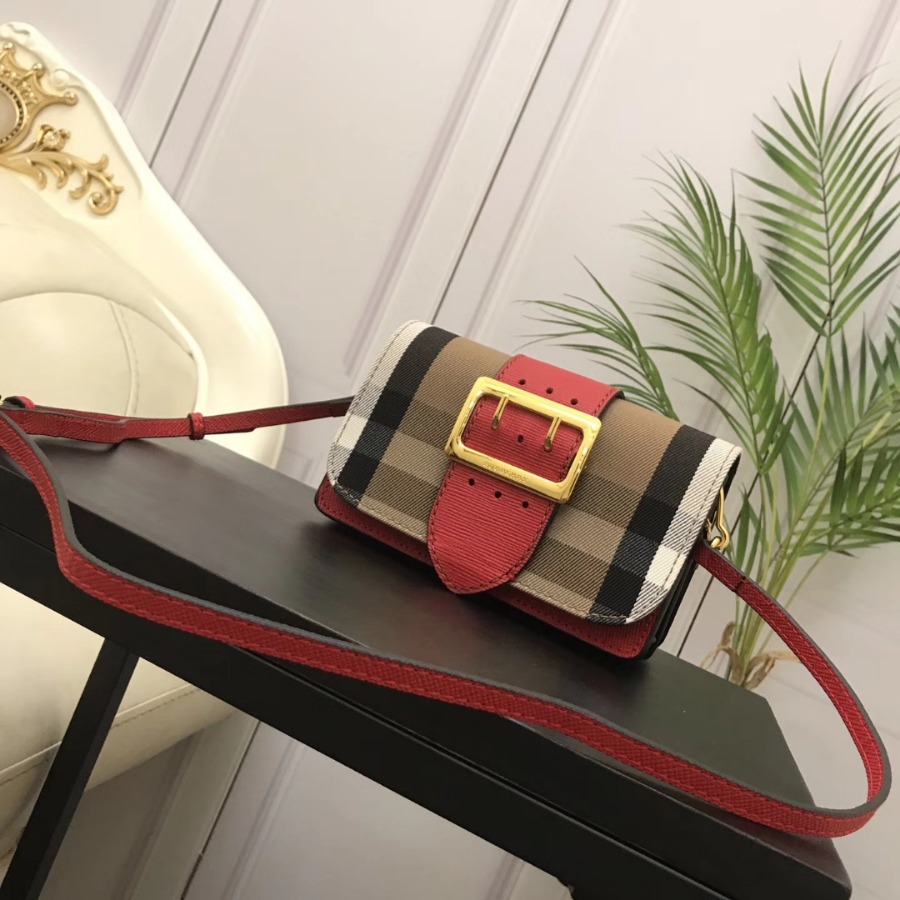 Burberry, 40224601, The Small Buckle Bag in House Check and Leather