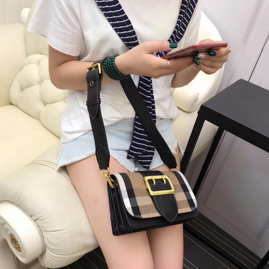 Burberry, 40224601, The Small Buckle Bag in House Check and Leather