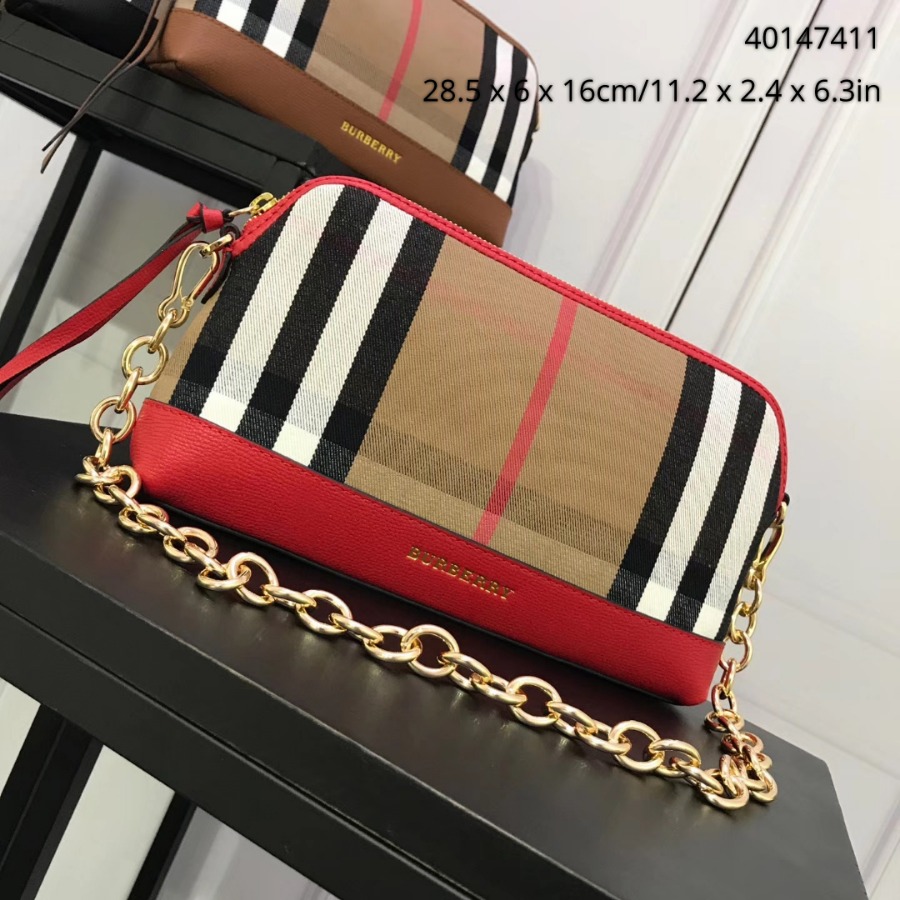 Burberry, 40147411, House Check and Leather Clutch Bag