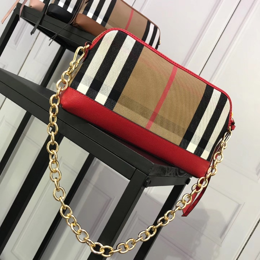 Burberry, 40147411, House Check and Leather Clutch Bag