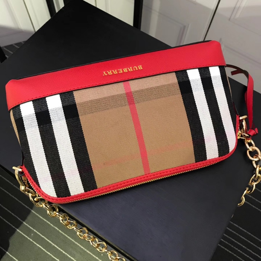 Burberry, 40147411, House Check and Leather Clutch Bag