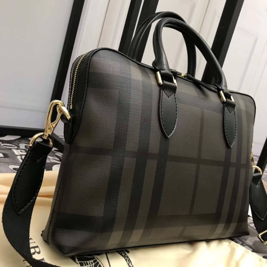 Burberry, 40234721, The Slim Barrow in London Check