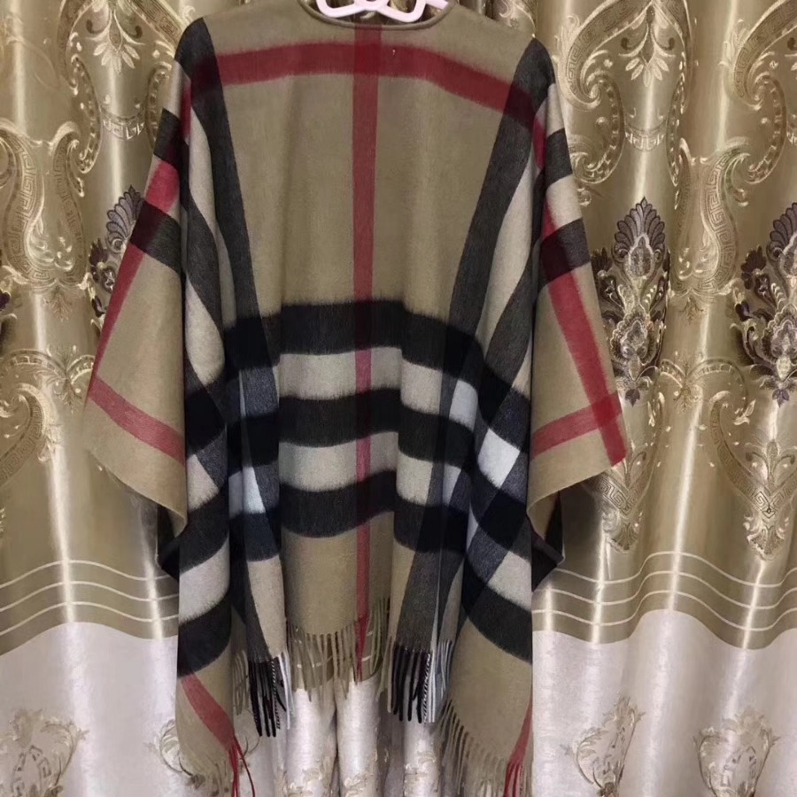 BURBERRY Check Cashmere and Wool Poncho, 50% CASHMERE 50% Wool