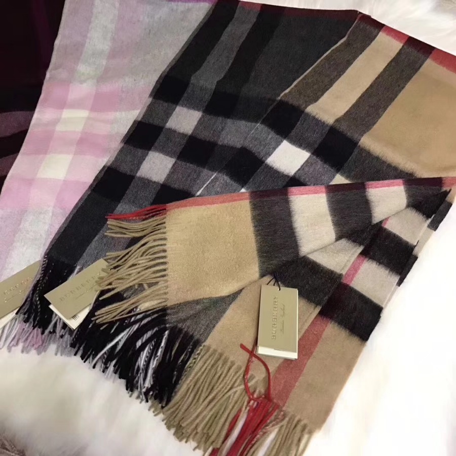BURBERRY Check Cashmere and Wool Poncho, 50% CASHMERE 50% Wool