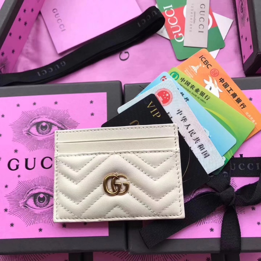‎443127 Gucci Signature leather card case