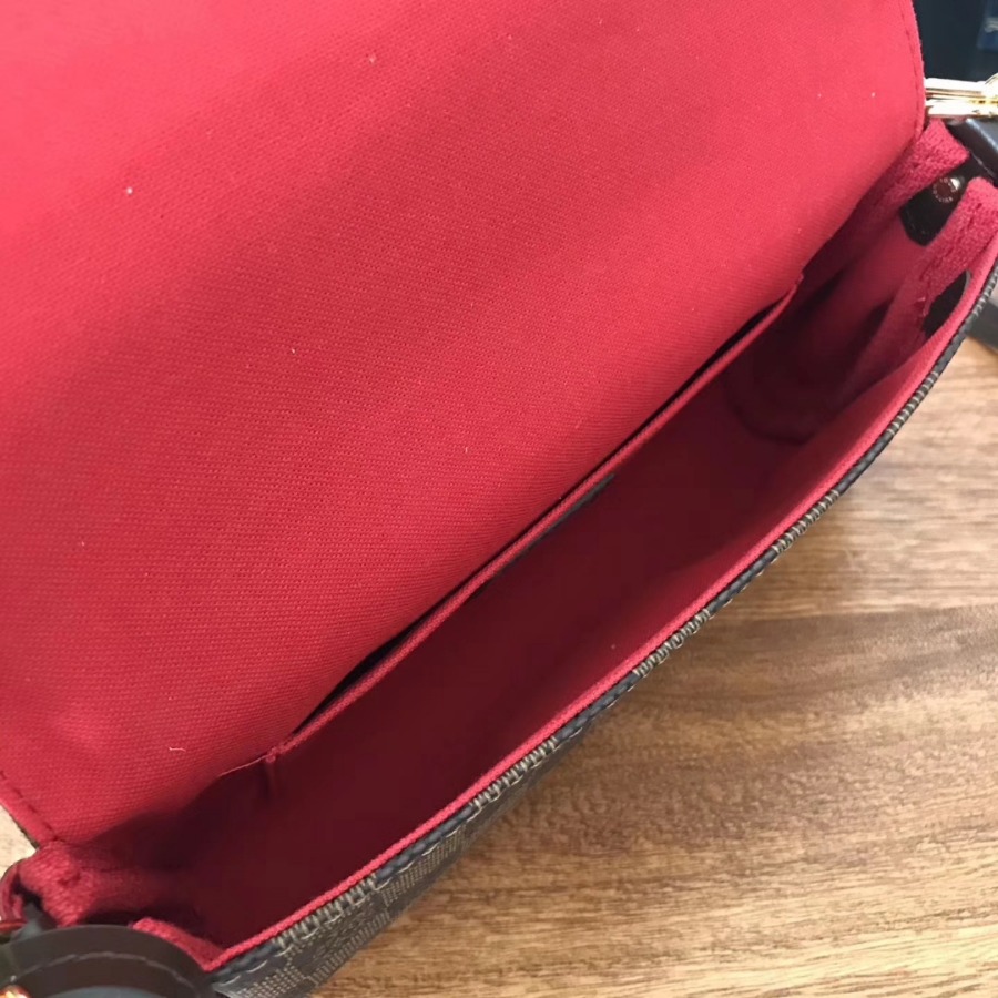 N41276, LOUIS VUITTON LV, FAVORITE PM CLUTSHES & EVEING, CROSS BODY BAGS