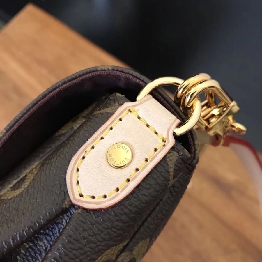M40717, LOUIS VUITTON LV, FAVORITE PM CLUTSHES & EVEING, CROSS BODY BAGS