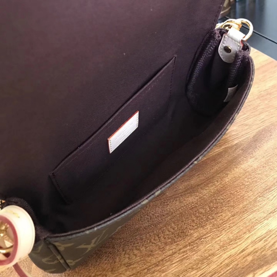 M40717, LOUIS VUITTON LV, FAVORITE PM CLUTSHES & EVEING, CROSS BODY BAGS