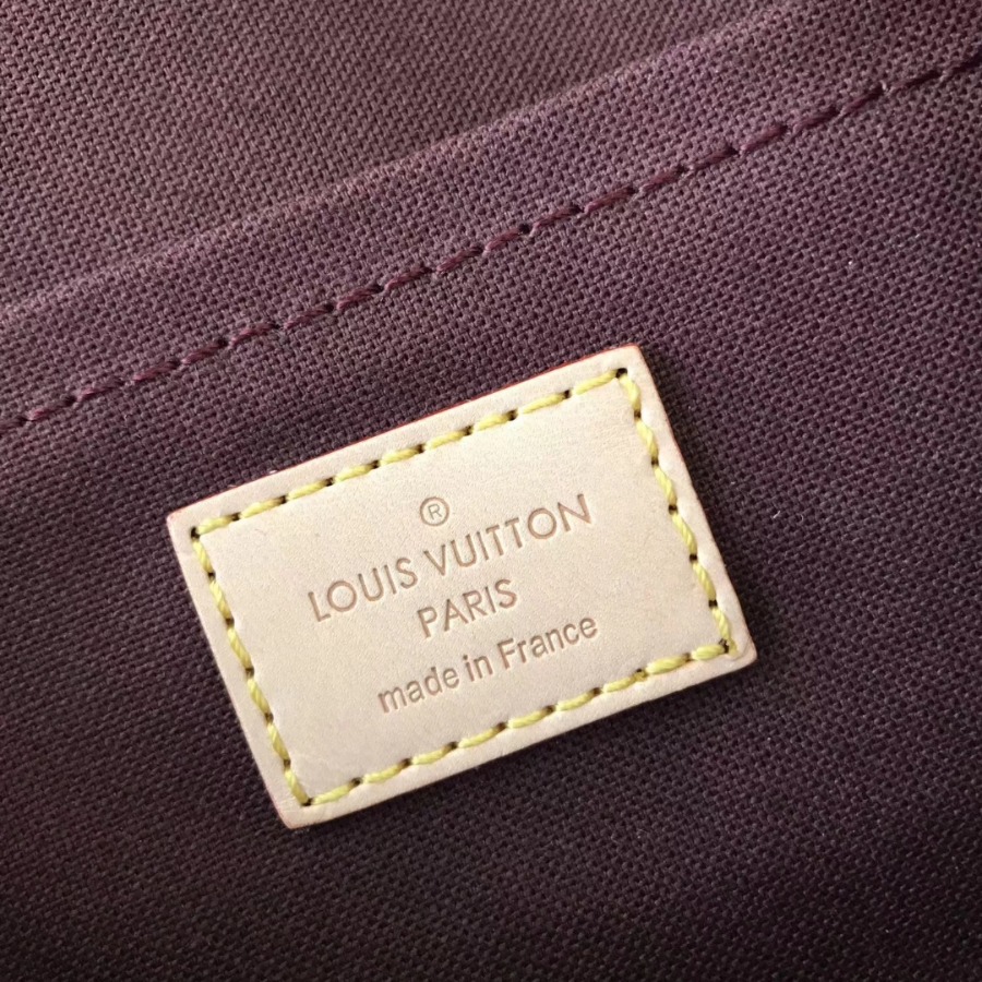 M40718, LOUIS VUITTON LV, FAVORITE MM CLUTSHES & EVEING, CROSS BODY BAGS