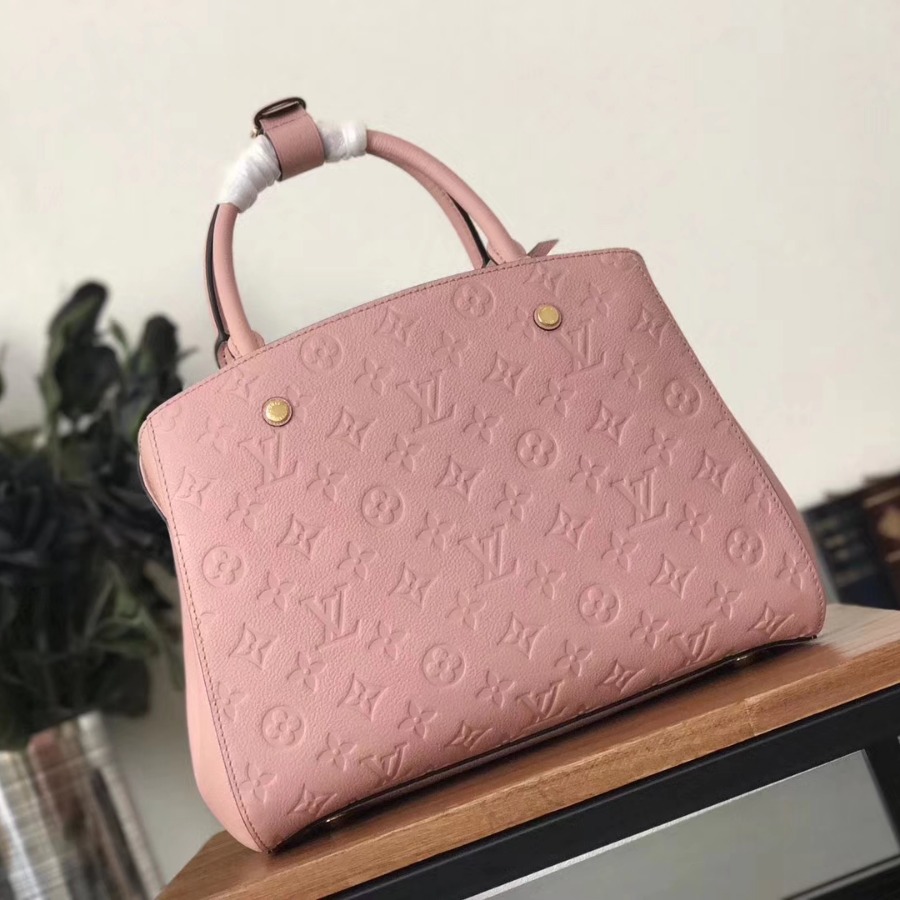 M41394, LOUIS VUITTON LV, MONTAIGNE MM For the dynamic businesswoman