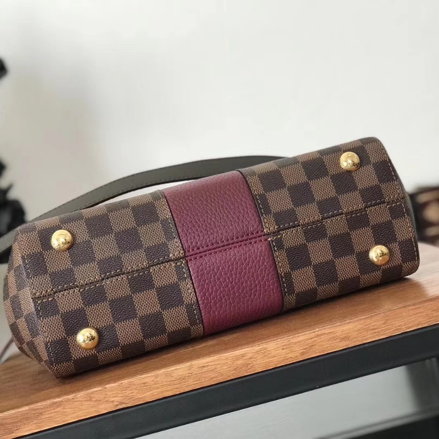 N64416, LOUIS VUITTON LV, Bond Street Mahina Leather Handbag