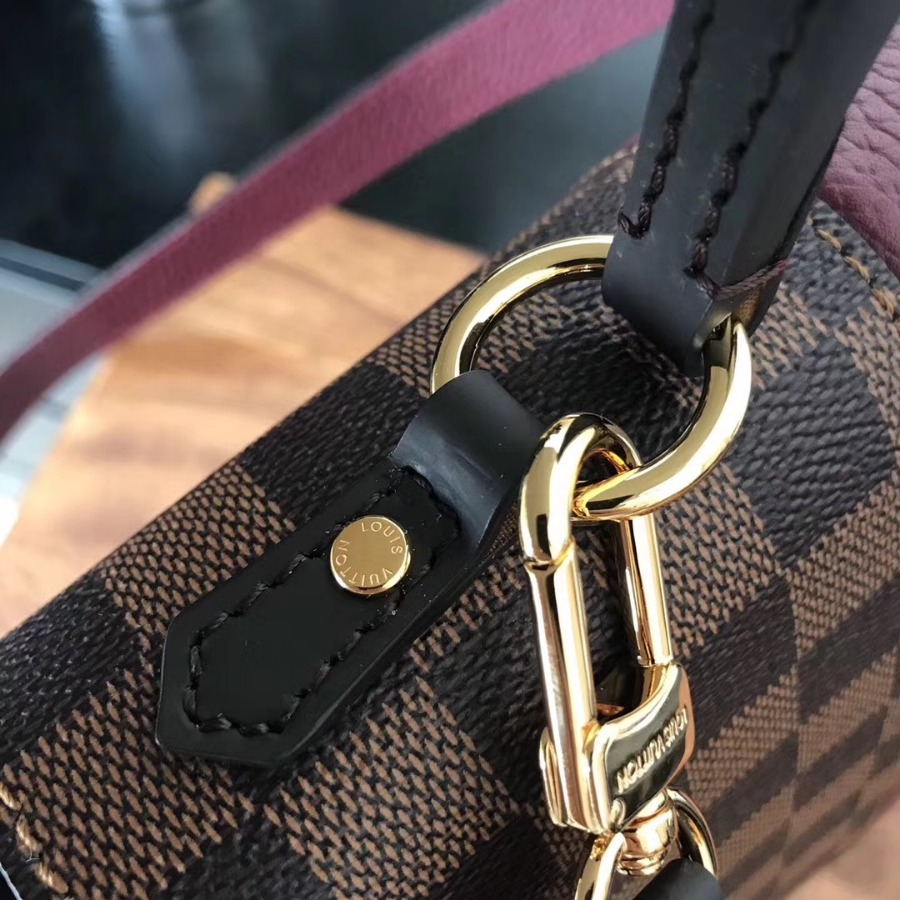 N64416, LOUIS VUITTON LV, Bond Street Mahina Leather Handbag