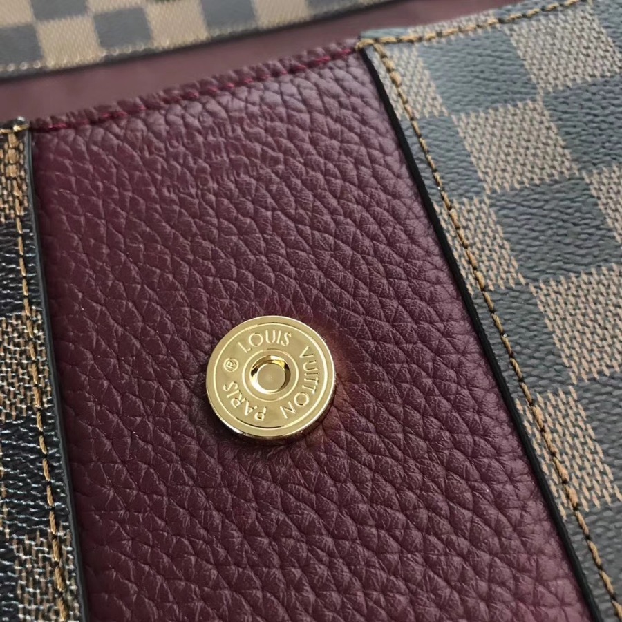 N64416, LOUIS VUITTON LV, Bond Street Mahina Leather Handbag