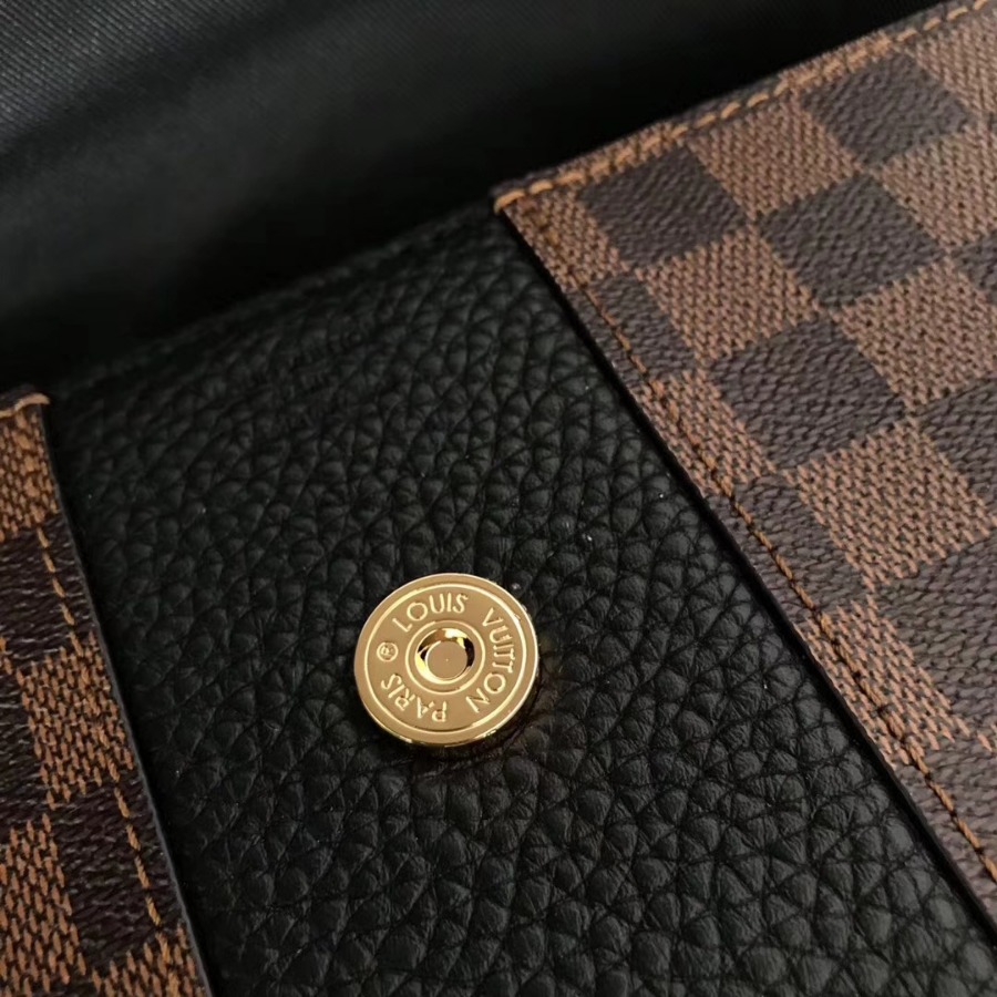 N64416 BLACK, LOUIS VUITTON LV, Bond Street Mahina Leather Handbag