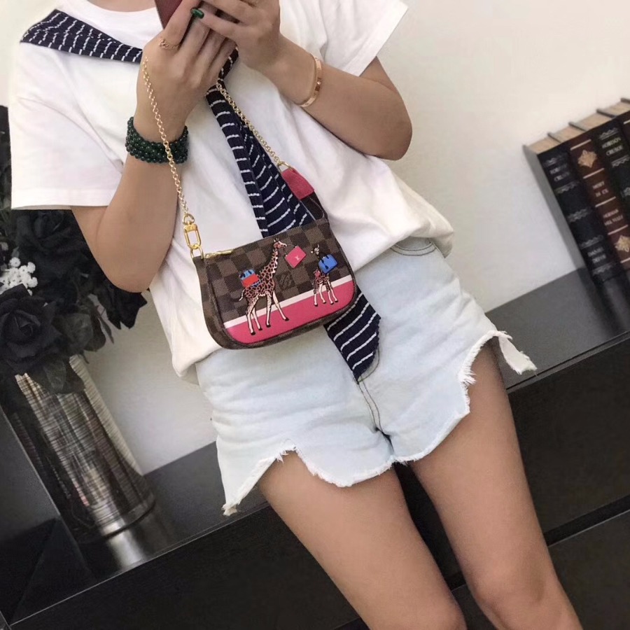N62200FG, LOUIS VUITTON LV MINI POCHETTE ACCESSOIRES, Damier Ebene Canvas