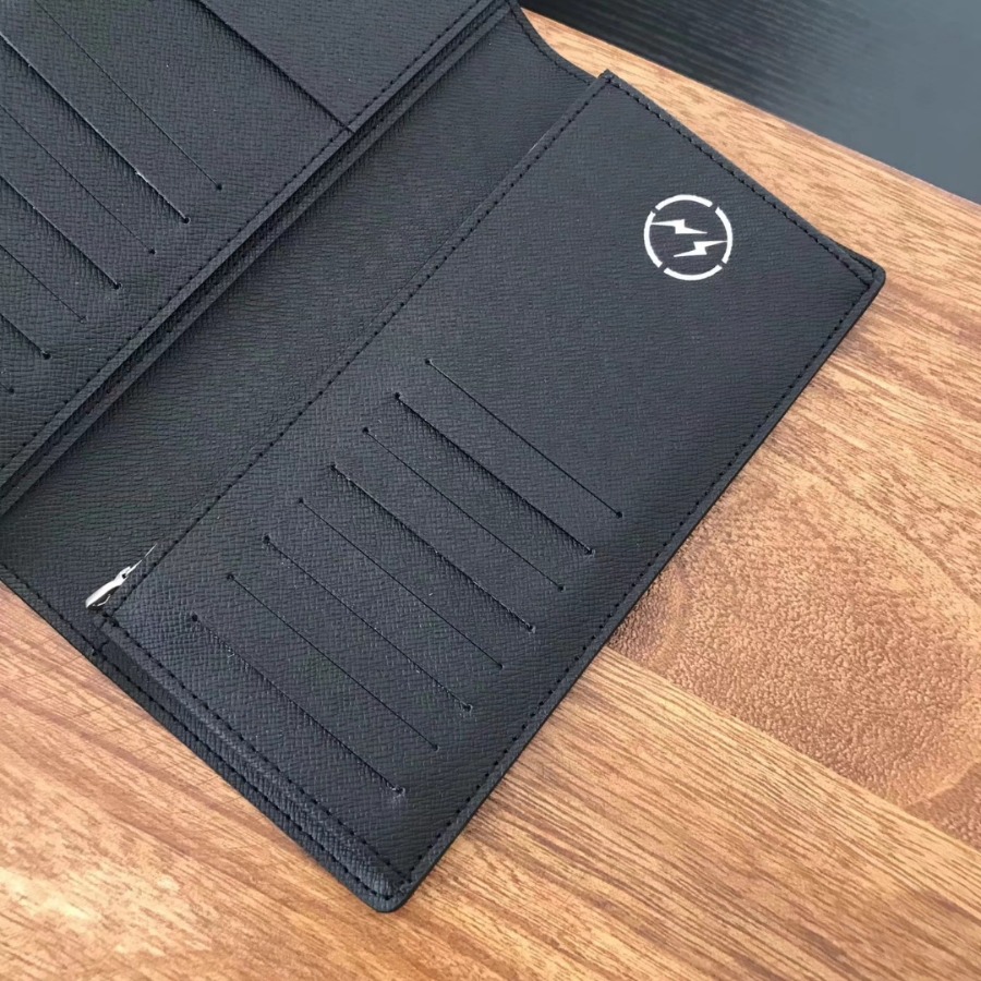 M61697, Louis Vuitton LV, BRAZZA WALLET